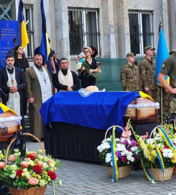 Навіки 31: на Волині попрощаються з Героєм Петром Низовим