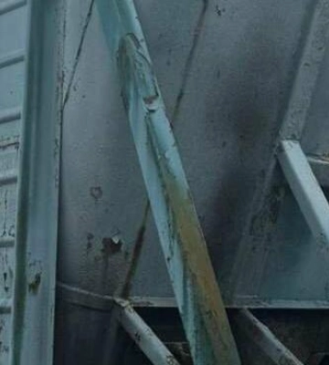 Хотів зробити селфі: біля Львова 15-річного хлопця уразило струмом на даху потяга
