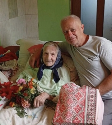 «Позаду майже цілий вік!» Найстаріша жителька села на Волині відзначила 95-річчя