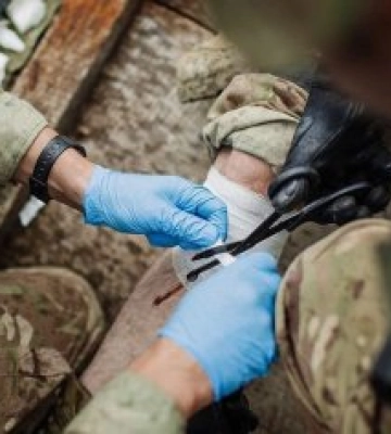 Зворушливе привітання до Дня медика: очільник Закарпатської ОВА подякував героям у білих халатах