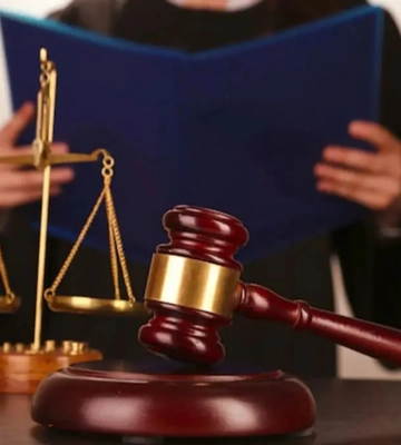 Суд відхилив вимогу прокуратури знести ТЦ у центрі Києва
