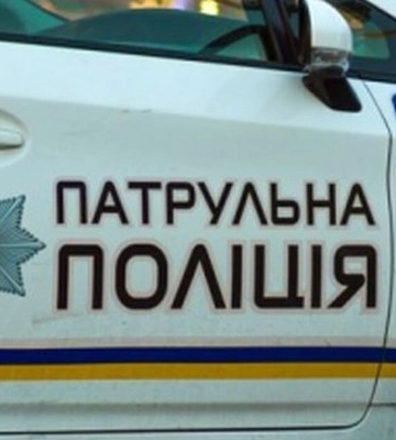 Дитина проковтнула монету: одеські патрульні супроводили дівчинку до лікарні