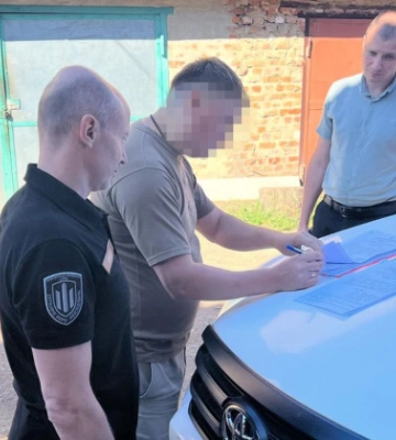 В Черниговской области прокурор подменил важные улики газетами и журналами