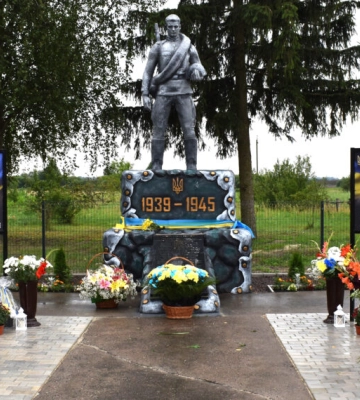 У селі на Волині відкрили Алею пам’яті полеглих Героїв
