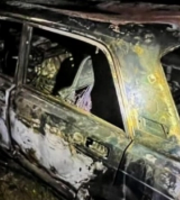 На Рівненщині чоловік підпалив дружину та себе у машині
