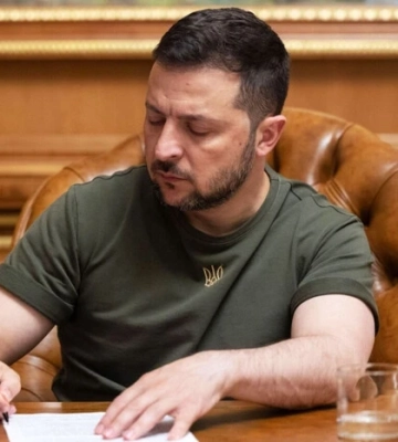 Зеленский назначил три десятка новых послов: полный перечень