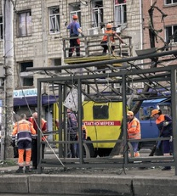 В Киеве ограбили магазин техники, пострадавший от обстрела