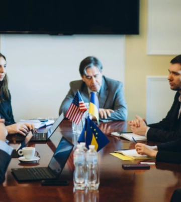 МВФ погодив програму співпраці з Аргентиною без вимог реформ, в той час, як Україні довелося пройти 8 переглядів з вимогами – Роксолана Підласа МВФ погодив програму співпраці з Аргентиною без вимог реформ, в той час, як Україні довелося пройти 8 переглядів з вимогами – Роксолана Підласа