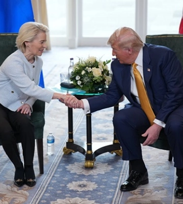 Фон дер Ляйен поговорила с Трампом после атаки на Киев