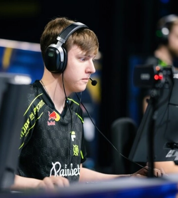 NiP – HEROIC. Прогноз и анонс на матч группы «B» IEM Cologne 2025