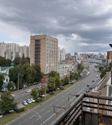 Рух пішоходів ділянкою Голосіївського проспекту обмежено до 1 жовтня (схема)