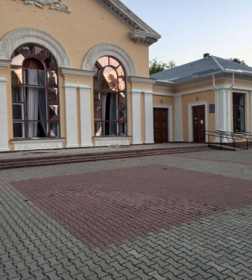У Кропивницькому внаслідок російської атаки пошкоджена філармонія