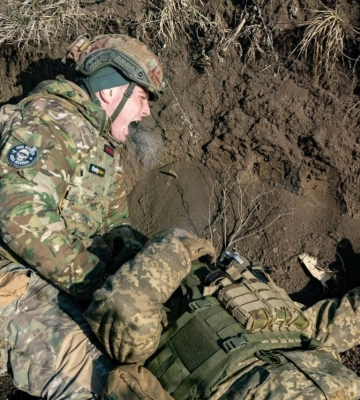 Зменшенням втрат на фронті цілеспрямовано не займається ніхто
