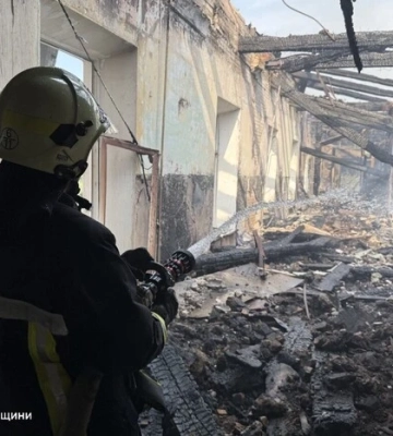 Окупанти вдарили по будівлі ДСНС у Кропивницькому