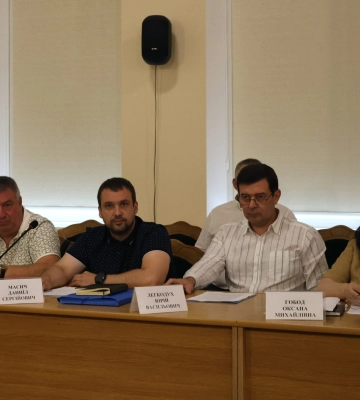 Поліція Волині зʼясовує обставини трьох аварій, в який постраждали літня жінка і діти