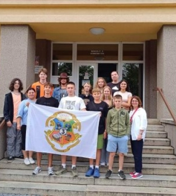 Юні лінгвісти з Ужгорода вирушили на відпочинок до Чехії: нагорода за перемогу в олімпіаді
