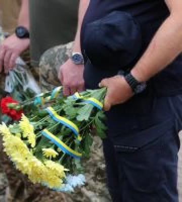 У Чернігові віддали шану закатованим і загиблим у полоні