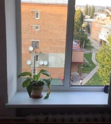 У Полтаві 7-річний хлопчик випав з вікна багатоповерхівки