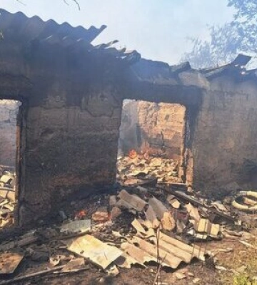 Окупанти впродовж дня атакували два райони Дніпропетровщини: троє поранених, пошкоджені будинки, сталися пожежі. ФОТОрепортаж