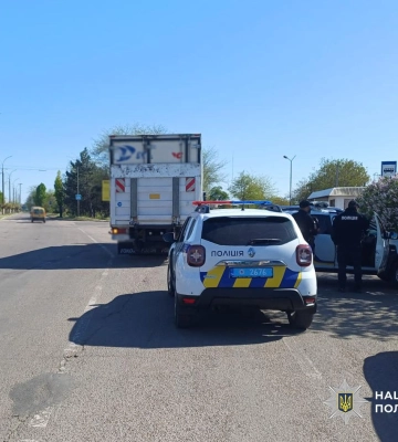 На Одещині 19-річного водія вантажівки з Миколаївщини судитимуть за ДТП, в якому постраждав велосипедист