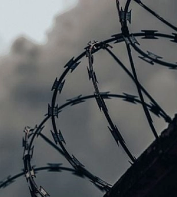 Ночью россияне ударили по исправительной колонии в Запорожском районе: 16 человек погибли, 35 получили ранения