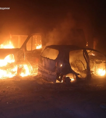 На Миколаївщині внаслідок падіння уламків ворожих дронів горіли склади агропідприємства