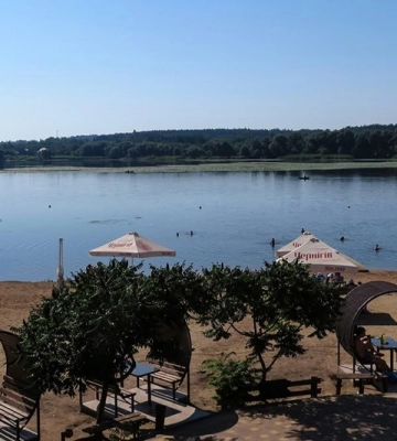 Гайворонська міськрада спростувала інформацію про забруднення води на міському пляжі