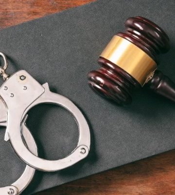 Чиновника Держгеокадастру викрили у зловживаннях на мільйони гривень: подробиці
