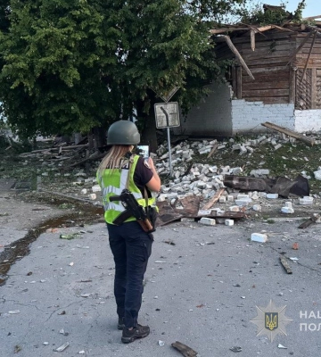 Понад 100 обстрілів, поранені мешканці, пошкоджені будинки: що відомо про російські удари по Сумщині за добу