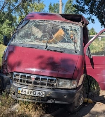У Костянтинівці FPV-дрон поцілив у пожежний автомобіль, двоє поранених