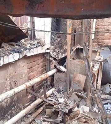 Рашисти вдарили по с.Новоплатонівка на Харківщині: 5 загиблих, є поранені. Загорівся магазин