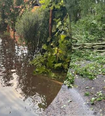 Негода залишила без світла жителів у семи областях