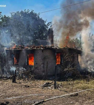 Росія вдарила по цивільних на Харківщині, які зібралися за гуманітарною допомогою