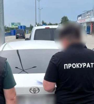 Не задекларировал самолет: трое депутатов скрыли имущество на более 25 миллионов гривен