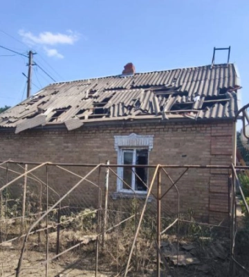Внаслідок російських ударів по Дніпропетровщині постраждали двоє людей