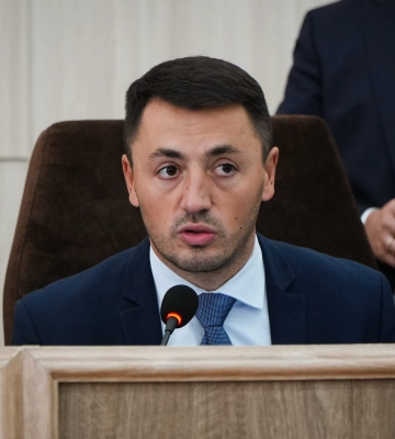 У міськраді кажуть, що не можуть звільнити Рубана. І проводити конкурси теж У міськраді кажуть, що не можуть звільнити Рубана. І проводити конкурси теж