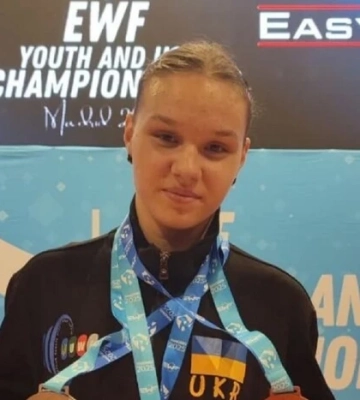 Важкоатлетка Телішевська здобула три нагороди на чемпіонаті Європи U15