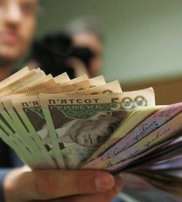 Активній молоді Луцька виплачуватимуть премії: коли та скільки