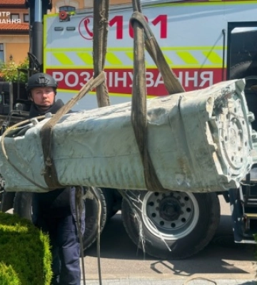 У Києві знищили бойову частину збитої російської ракети Х-69, що впала біля будинку