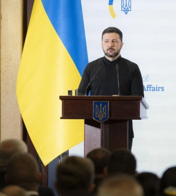 Зеленський окреслив п&#039;ять завдань української дипломатії, серед них фінансування виробництва зброї