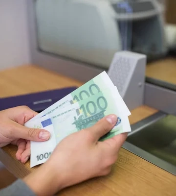 БЭБ ликвидировало сеть нелегальных обменников во Львовской области. Изъято 12 млн грн БЭБ ликвидировало сеть нелегальных обменников во Львовской области. Изъято 12 млн грн