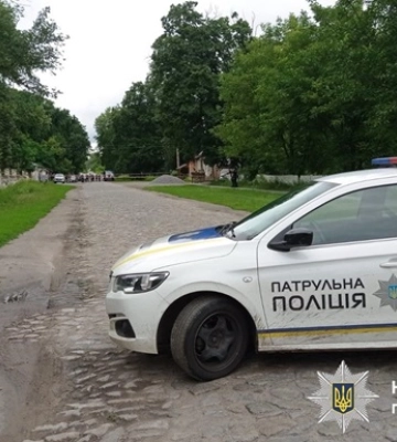 Підозрюваний у вбивстві застрелився під час перемовин з поліцією