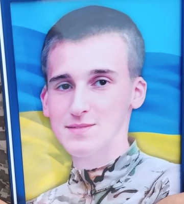 Сум’яни попрощалися із захисником Єгором Васильченком