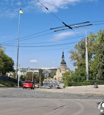 В Харькове перекроют движение по спуску в центре более чем на неделю