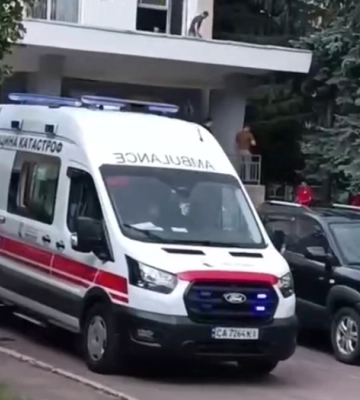 У Черкасах чоловік випав з вікна поліклініки (ВІДЕО)