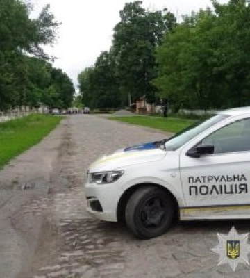 Фігурант справи про подвійне вбивство застрелився під час перемовин з поліцією