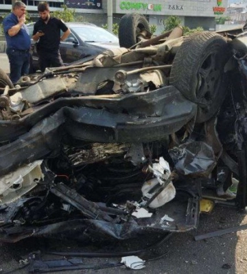 На мосту розчавлені авто та постраждалі: у Дніпрі ДТП заблокувала рух