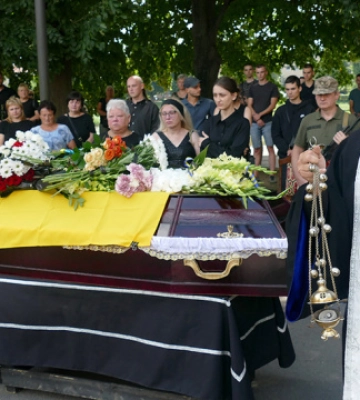 В Ужгороді поховали військового Олександра Ануфрія, котрий два роки вважався зниклим безвісти