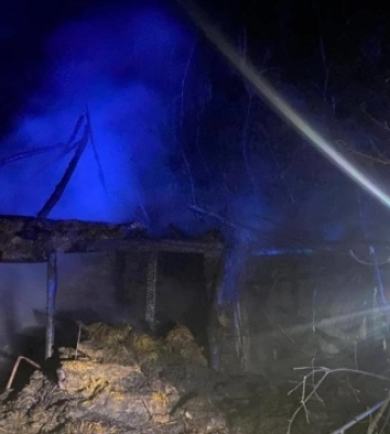 Пожежа та пошкоджений будинок: наслідки нічної атаки на Полтавщині