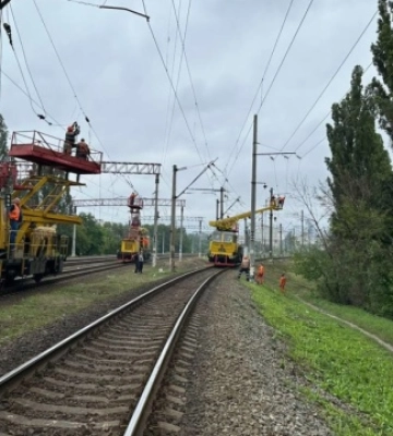 Удар по столиці: в одному з районів - пошкодження на залізниці
